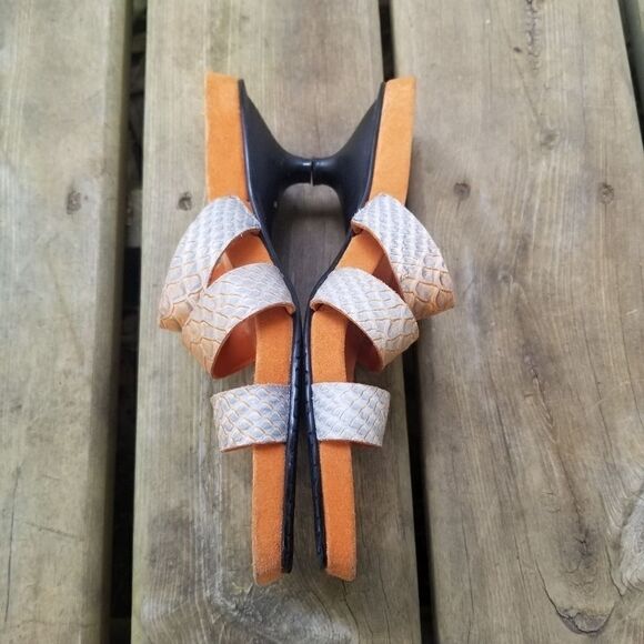 Donald J Pliner Sport-i-que Kelly Pumpkin Strappy Heeled Sandals 7 - Picture 3 of 7